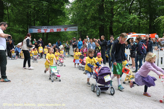 75m Münchner-Kindl-Puppenwagerl-Rennen (©Foto: Martin Schmitz)